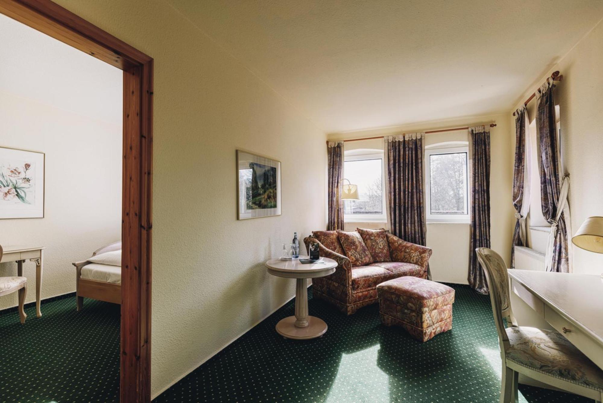 Seehotel Heidehof Klein Nemerow Luaran gambar