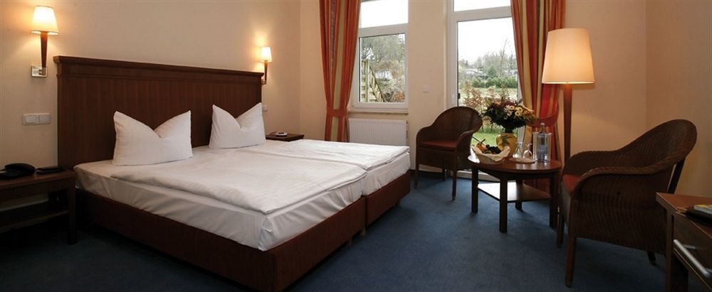 Seehotel Heidehof Klein Nemerow Luaran gambar