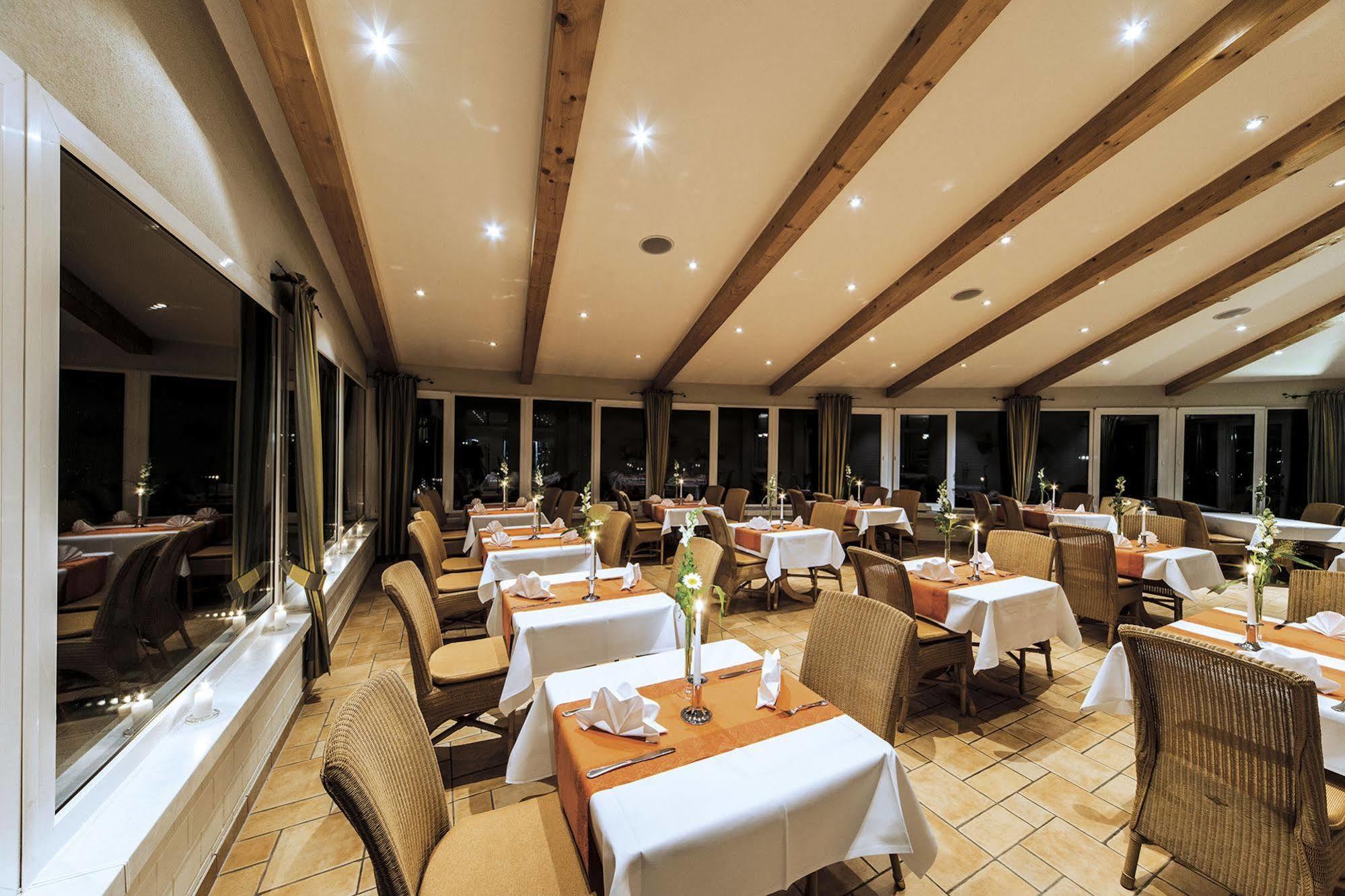 Seehotel Heidehof Klein Nemerow Luaran gambar